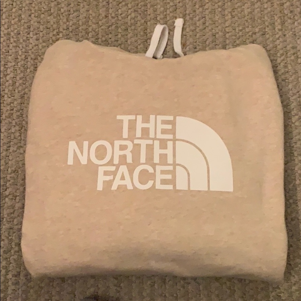 COPY - Never worn cozy north face sweatshirt